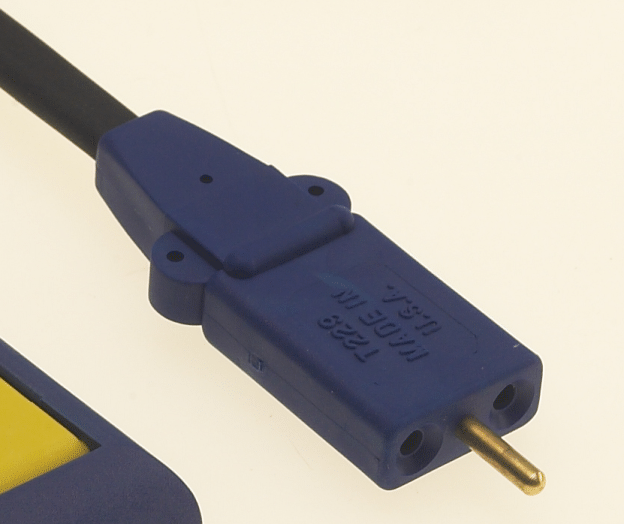 MacroLyte® Einzel-Neutralelektrode für Erwachsene, mit 3,05 m Kabel 400-2100